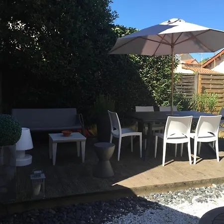 Proche Avec Jardin Et Terrasse Châtelaillon-Plage